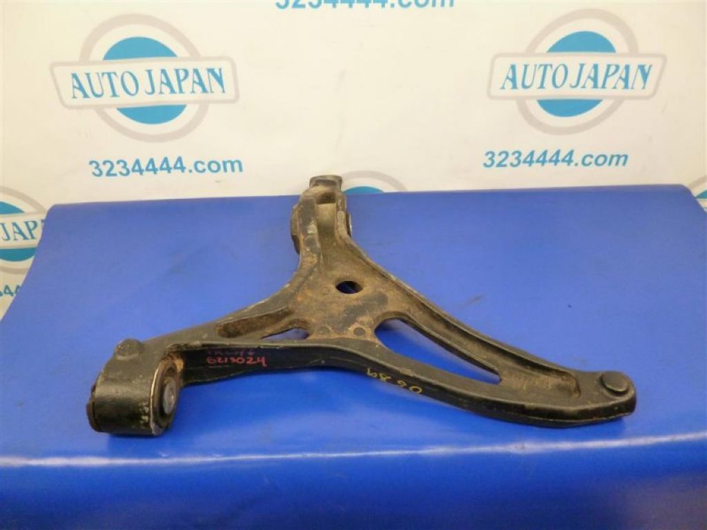 A 251 330 19 07 | Важіль передньої підвіски нижній лів. MERCEDES R-CLASS W251 05-13