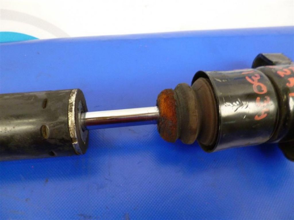 A 251 320 07 31 | Амортизатор задн. прав. MERCEDES R-CLASS W251 05-13 - Фото 3