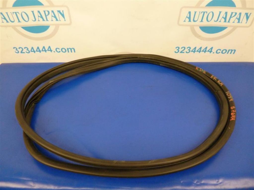 72315-TX4-A01 | Уплотнитель двери передн. прав. ACURA RDX 12-19