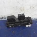 37995-64J00 | Кнопка стеклоподъемника передн. прав. SUZUKI SX4 06-13