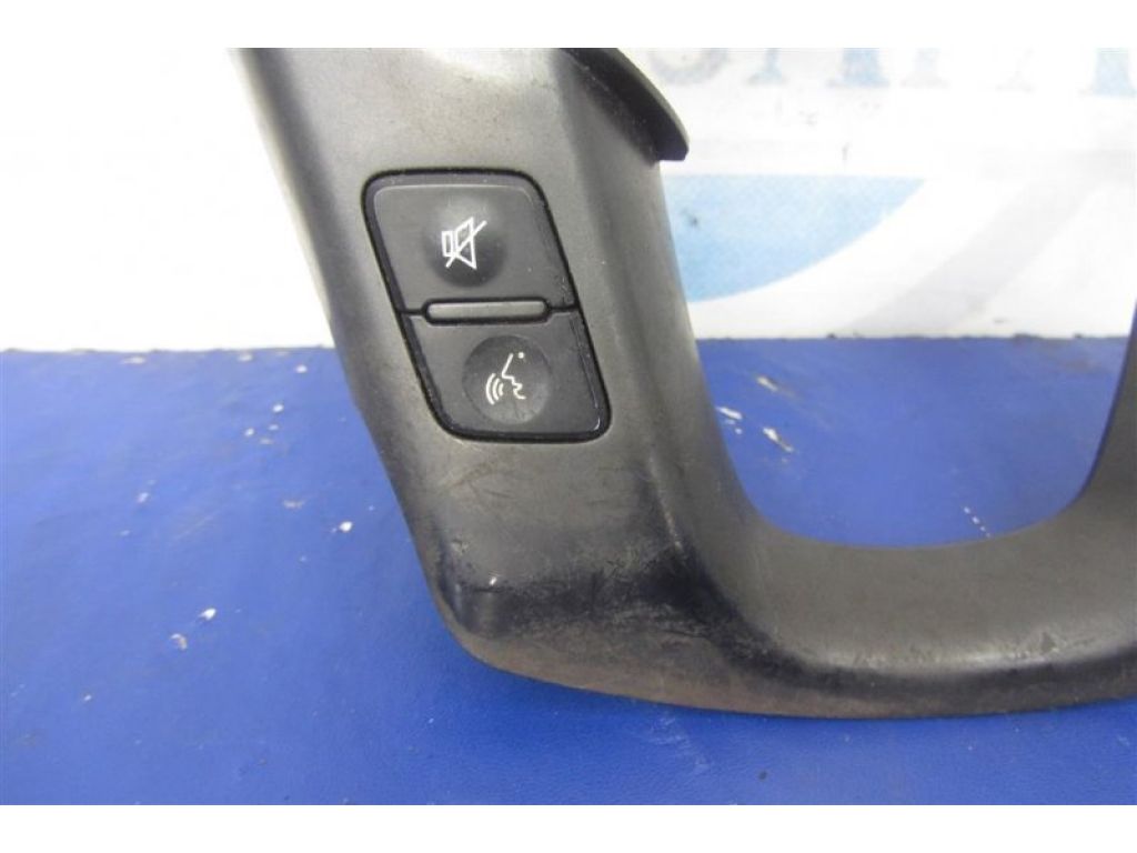 96720-2P100XMV | Кнопки на руль KIA SORENTO XM 09-14 - Фото 3