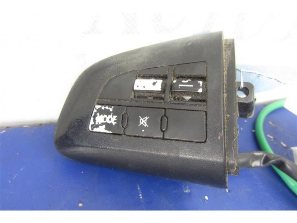 EH44-66-4M0 | Кнопки на руль MAZDA CX-7 06-12 - Фото 3