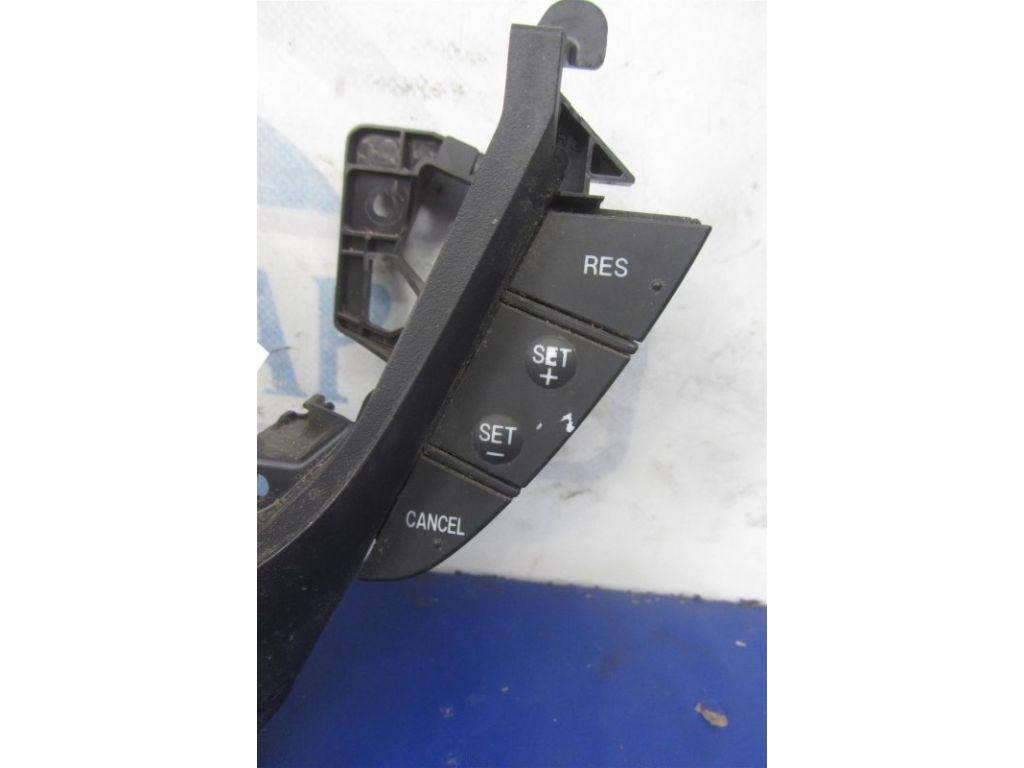 BBM2-66-4M8 | Кнопки руля прав. MAZDA CX-7 06-12 - Фото 3