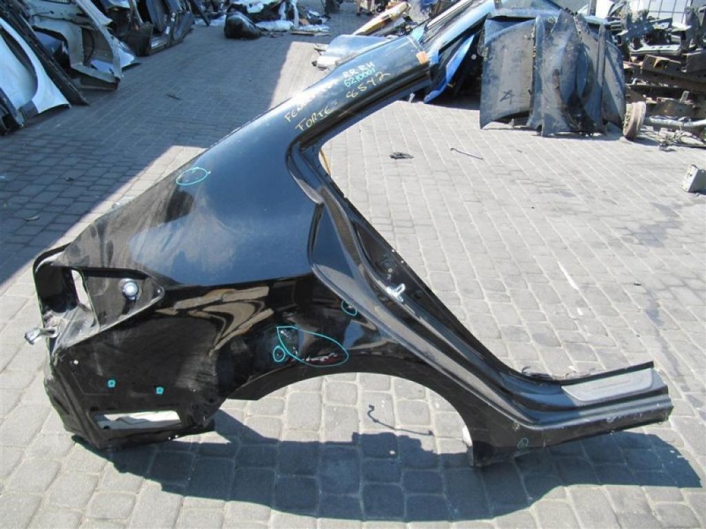 70200-A7A00 | Чверть кузова задня прав. KIA FORTE YD 12-