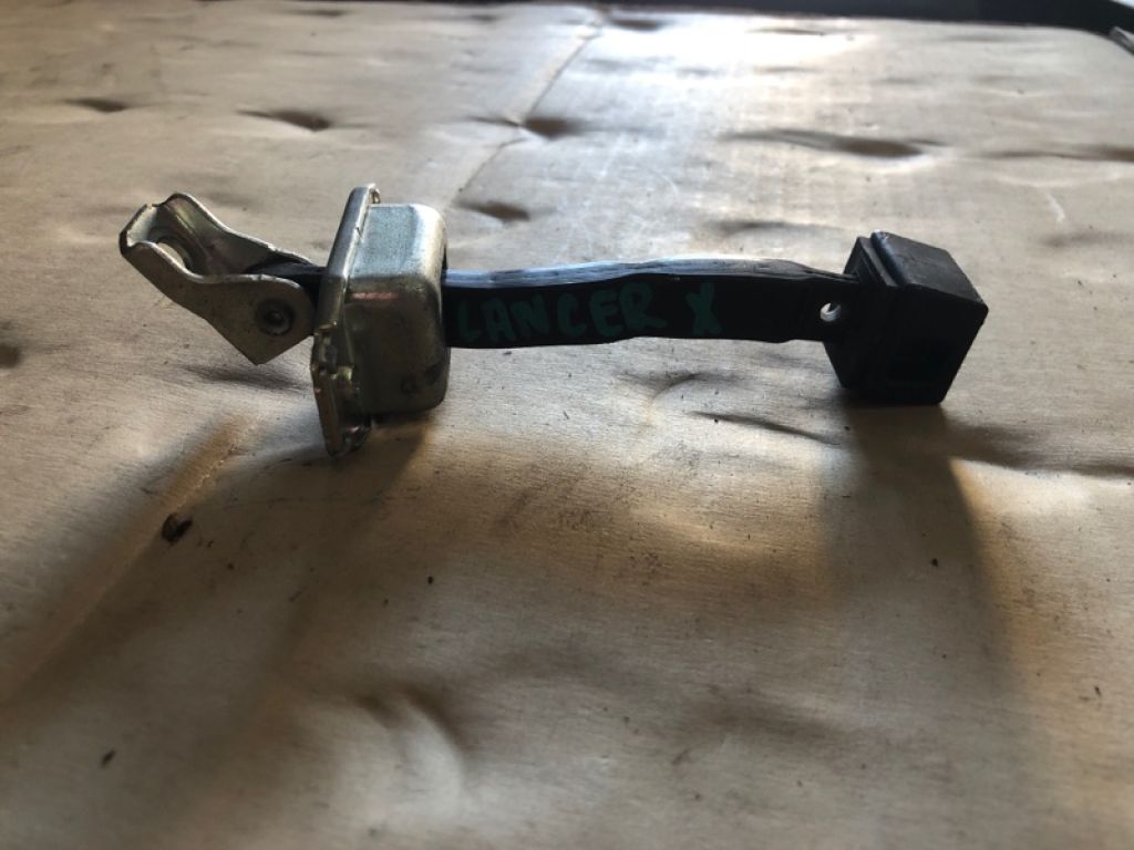 5732A066 | Обмежувач дверей задн. прав. MITSUBISHI LANCER X 10 07-15 - Фото 3