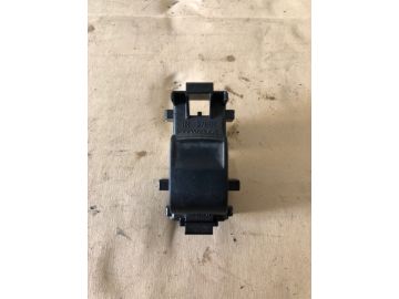 Кнопка стеклоподъемника TOYOTA AURIS 06-12