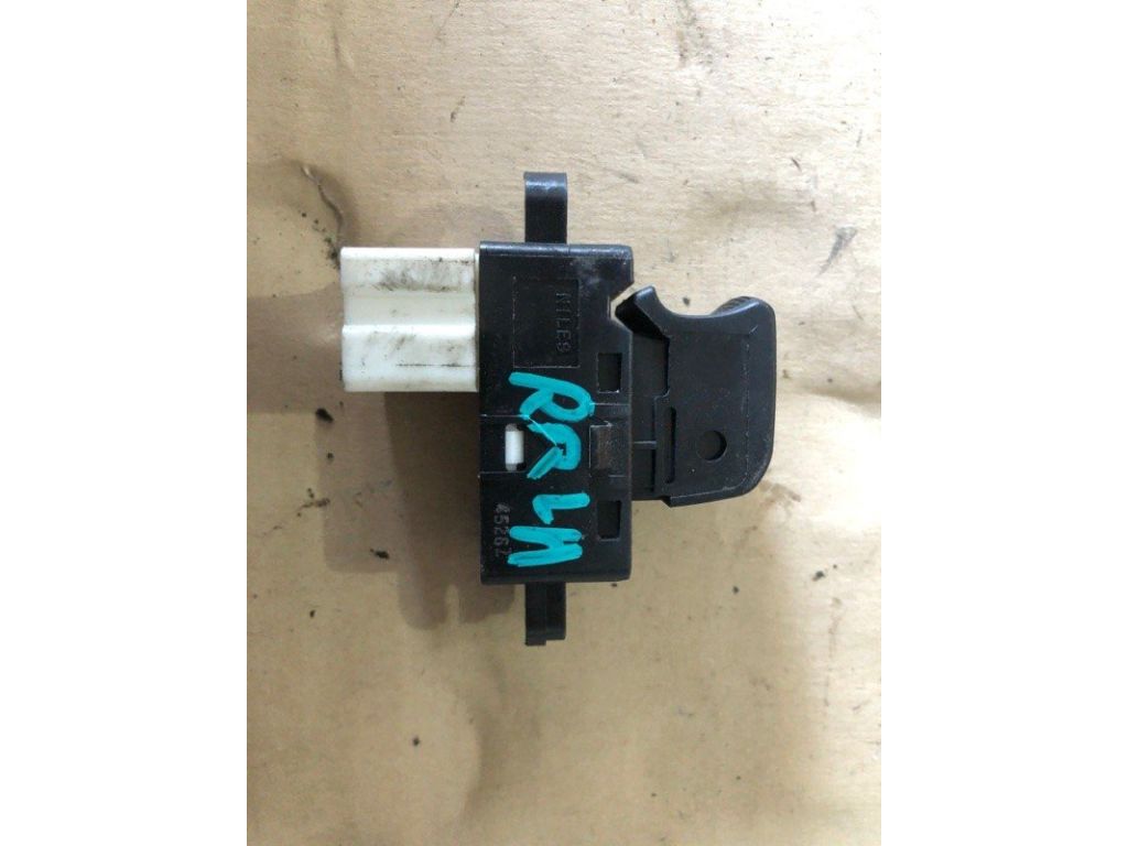 25411-AX010 | Кнопка склопідіймача NISSAN TEANA J31 03-07 - Фото 4