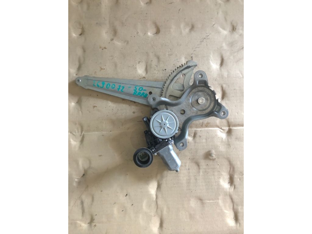 69803-06140 | Стеклоподъемник задн. прав. TOYOTA CAMRY 50 12-15