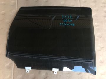 Скло дверей задн. прав. NISSAN NOTE 04-12