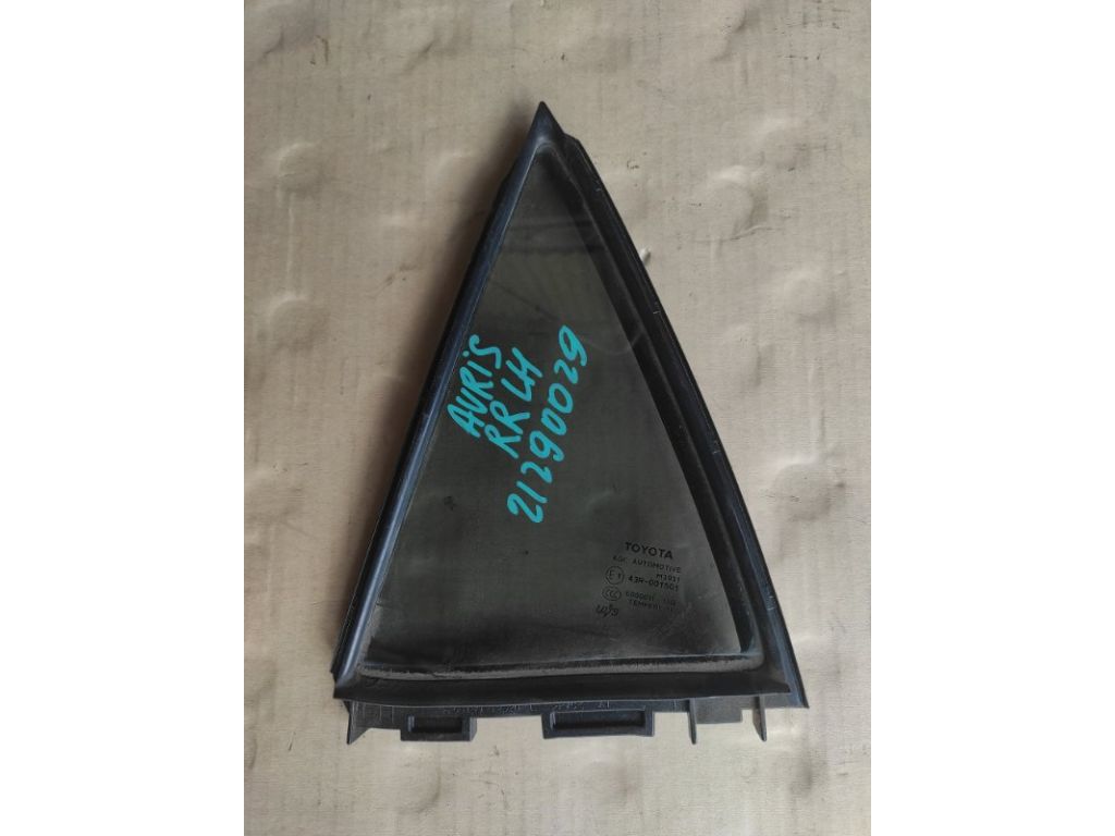 68124-02170 | Стекло двери глухое задн. лев. TOYOTA AURIS 06-12