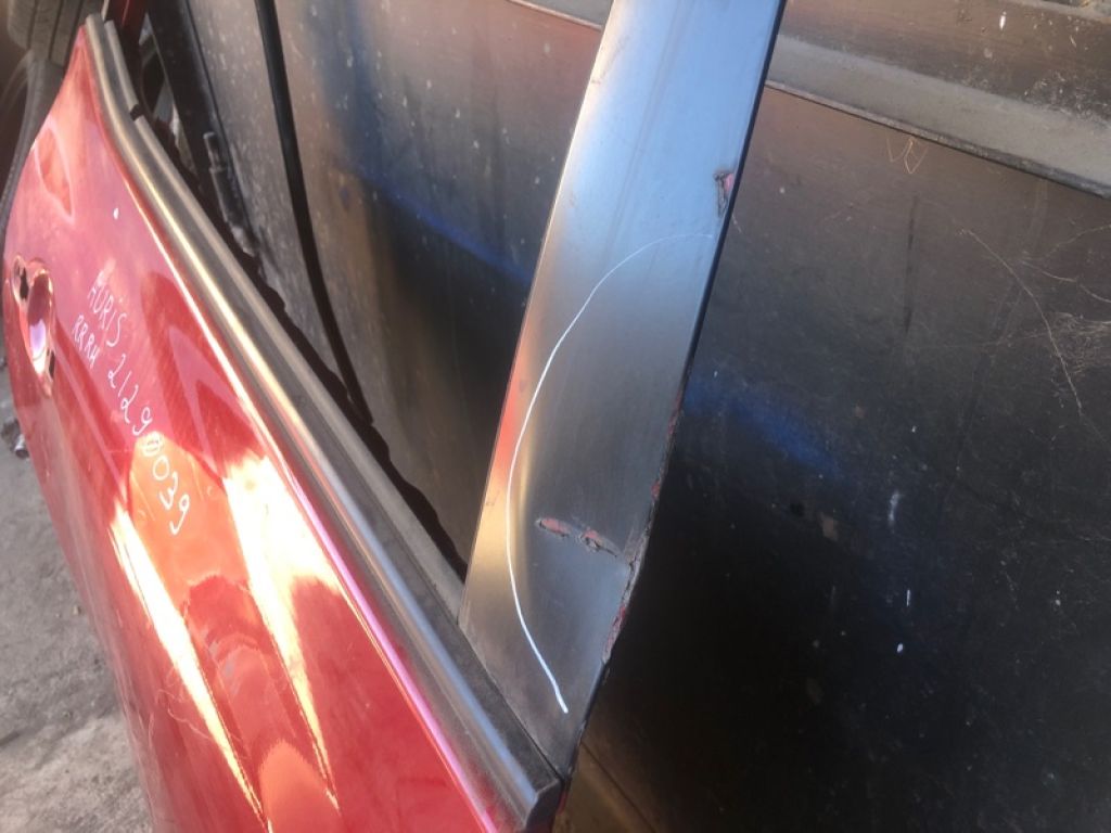 67003-02250 | Двері задн. прав. TOYOTA AURIS 06-12 - Фото 2