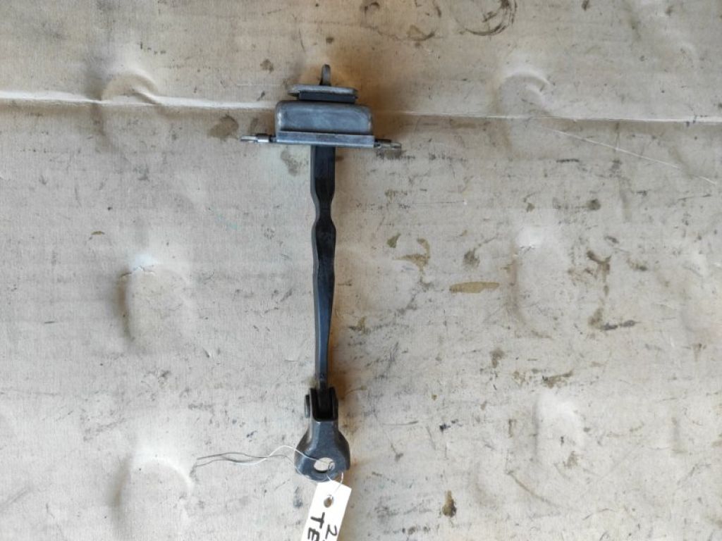 80430-JN00A | Обмежувач дверей передн. лів. NISSAN TEANA J32 08-14 - Фото 3