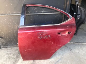 Двері задн. лів. LEXUS IS250/350 05-13
