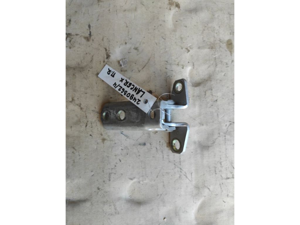 5702A005 | Петля двери верхняя передн. прав. MITSUBISHI LANCER X 10 07-15