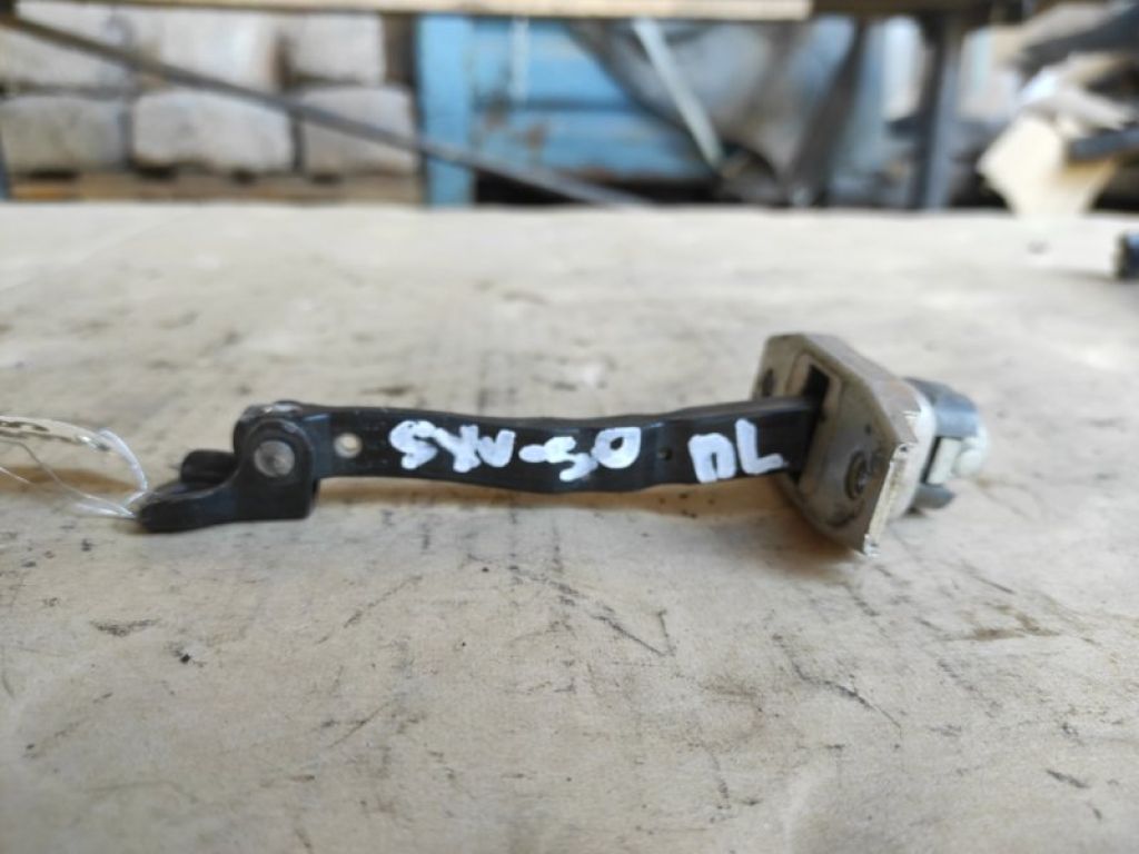 68610-06091 | Обмежувач дверей передн. лів. TOYOTA CAMRY 50 12-15 - Фото 5