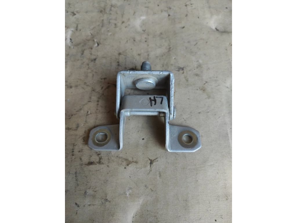 90400-ED00A | Петля крышки багажника лев. NISSAN TIIDA/VERSA C11 04-11 - Фото 2