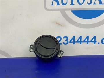 Дефлектор повітряний прав. TOYOTA MATRIX 02-08