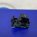 84810-33120 | Кнопка стеклоподъемника передн. прав. TOYOTA PRIUS - 30 09-17
