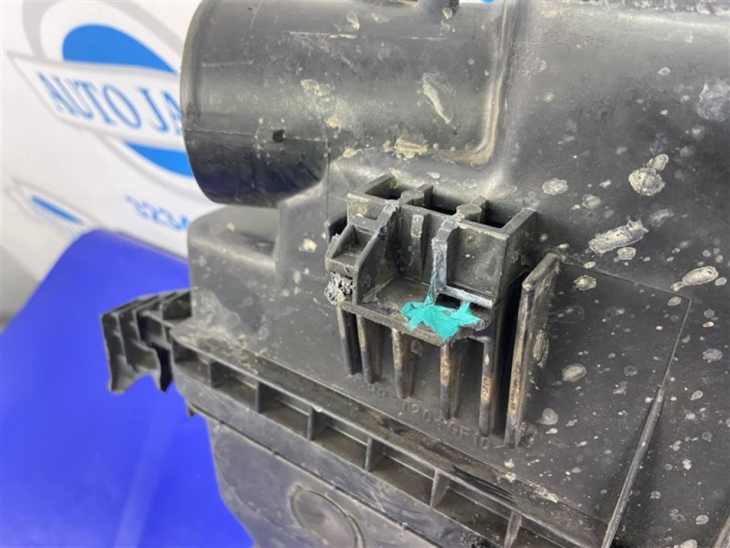 17700-28100 | Корпус воздушного фильтра TOYOTA RAV4 00-05 - Фото 8