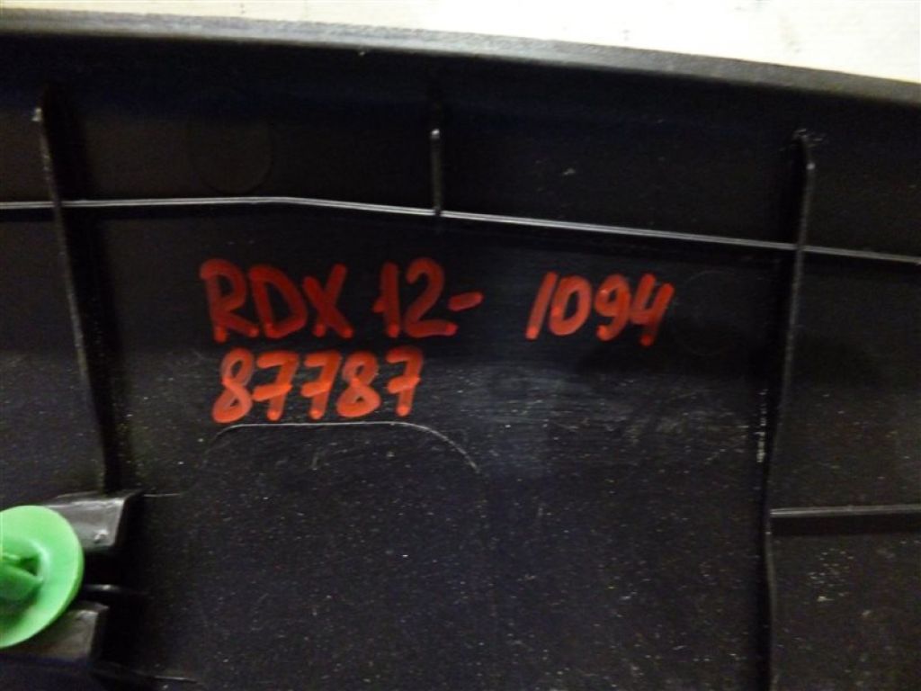 84443-TX4-A01ZB | Обшивка крышки багажника задн. ACURA RDX 12-19 - Фото 2