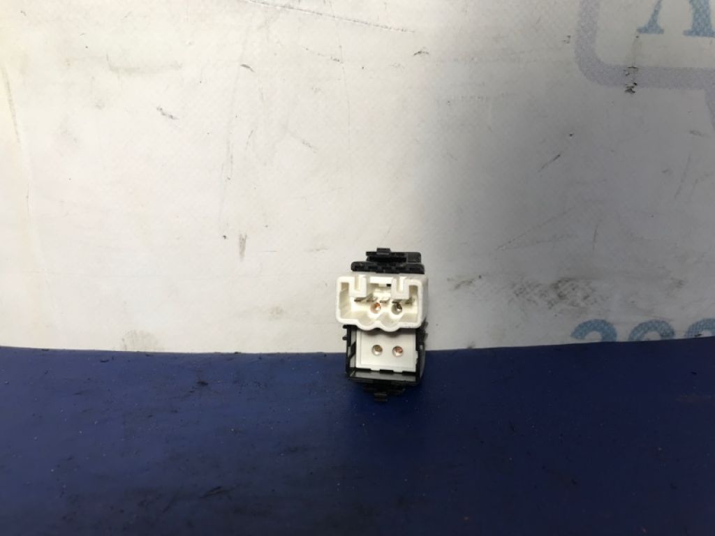 Кнопка склопідіймача TOYOTA PRIUS - 20 03-11 - Фото 3