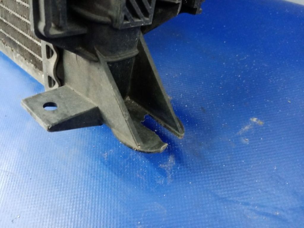 L33X-15-200 | Радіатор основний MAZDA 3 BK 03-08 - Фото 4