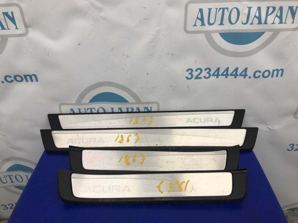 84252-TX4-A00ZA | Накладка порога внутрення ACURA RDX 12-19
