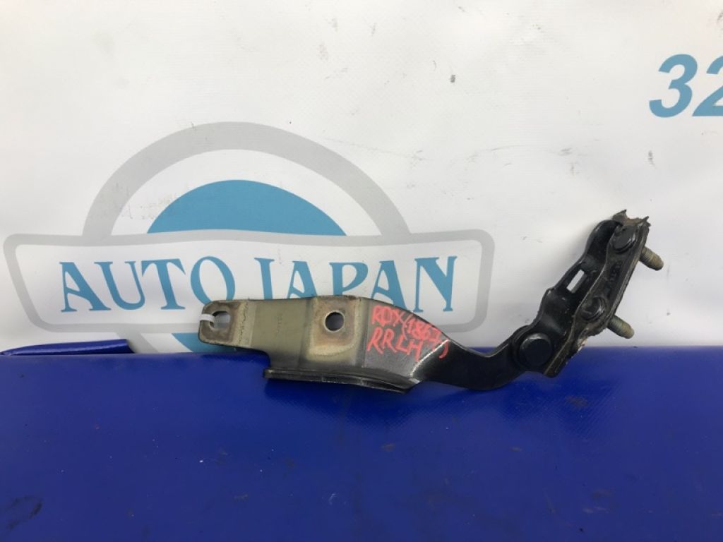 68260-TX4-A00ZZ | Петля кришки багажника задн. лів. ACURA RDX 12-19