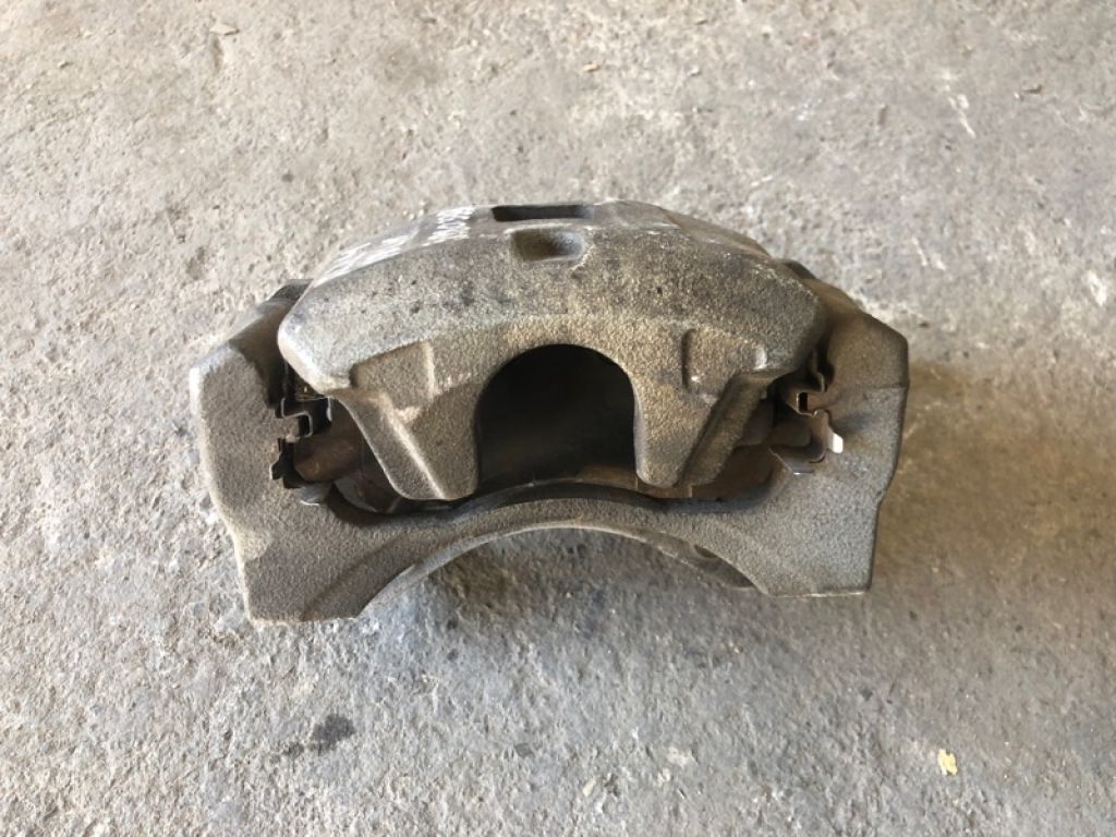 4605A257 | Супорт гальмівний передн. лів. MITSUBISHI OUTLANDER XL 05-13 - Фото 3