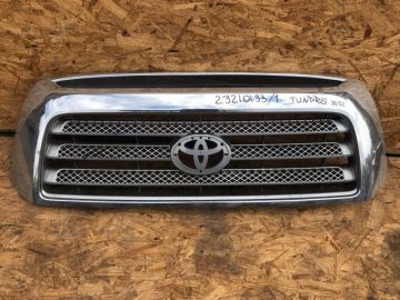 Решетка радиатора TOYOTA TUNDRA 07-13