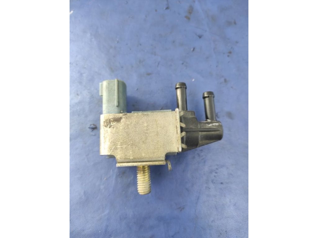 14930-9E010 | Клапан электромагнитный (вакуумный) NISSAN PATHFINDER R50 96-04