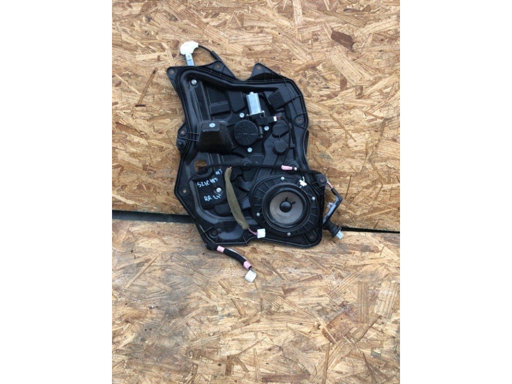 BBM4-73-590 | Стеклоподъемник задн. лев. MAZDA 3 BL 09-13