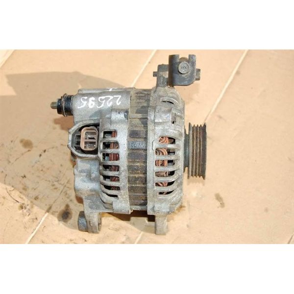 Генератор MAZDA 929 HC 86-91 F2E8-18-300A — 2