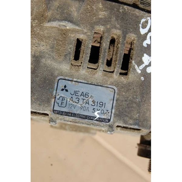Генератор MAZDA 929 HC 86-91 F2E8-18-300A — 4