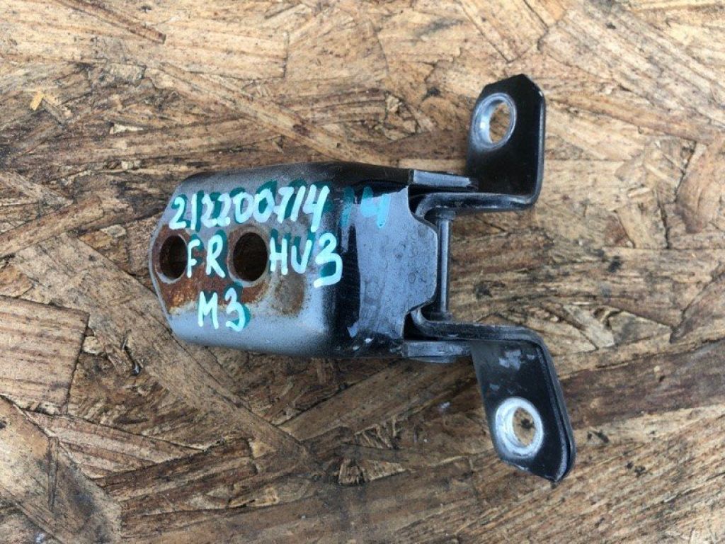 F151-58-210C | Петля двери нижняя передн. прав. MAZDA 3 BL 09-13