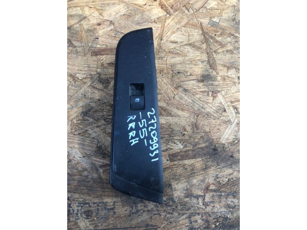 Кнопка склопідіймача TOYOTA CAMRY 55 14-17
