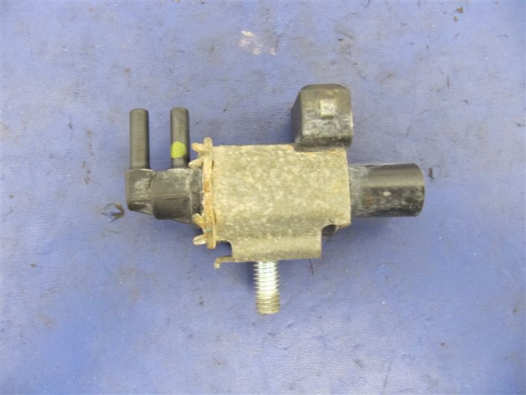 MR373145 | Клапан электромагнитный (вакуумный) MITSUBISHI OUTLANDER XL 05-13