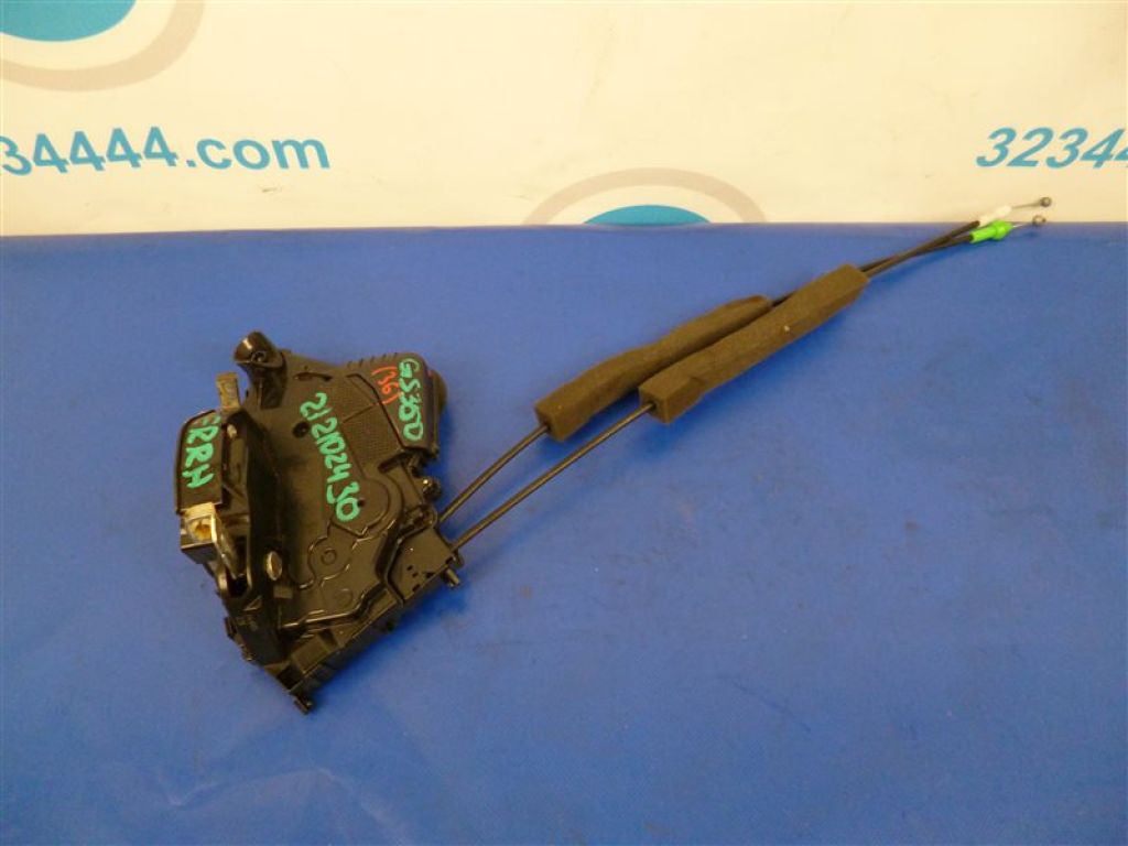 69030-30A20 | Замок двери передн. прав. LEXUS GS350 GS300 05-11