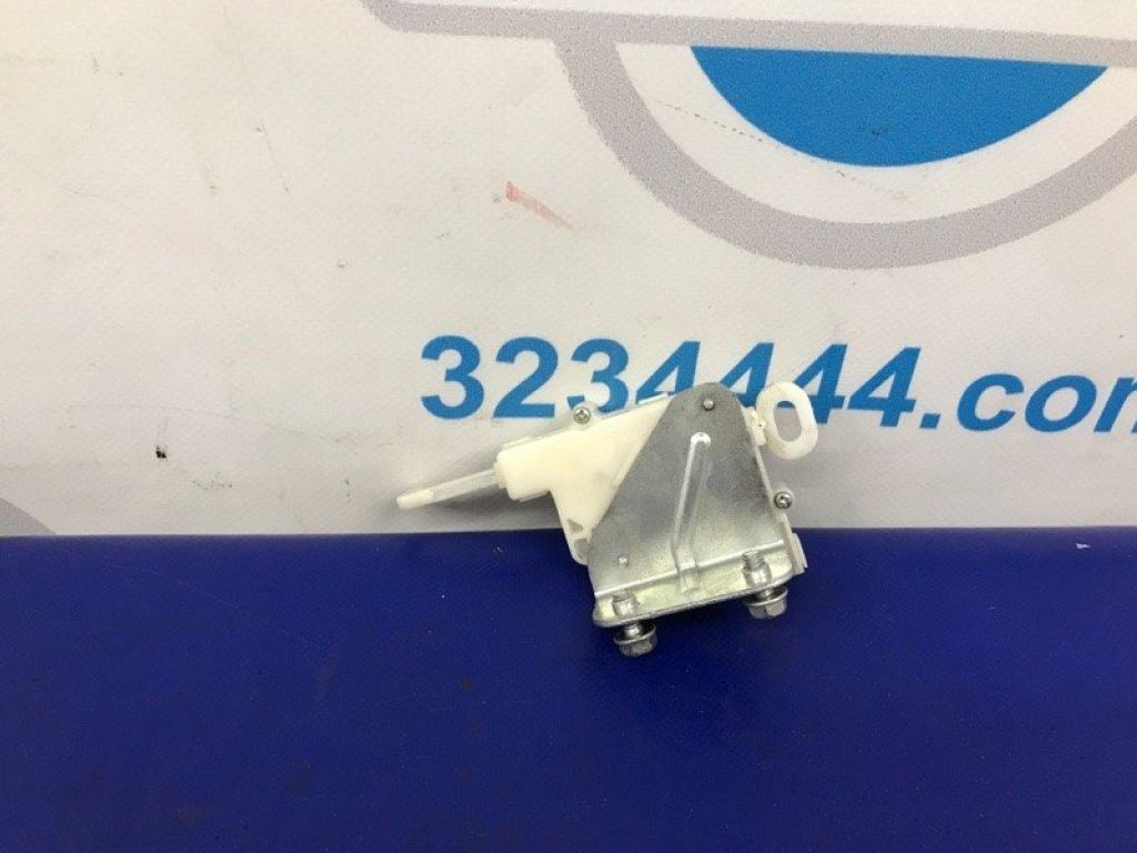 04744-TL0-305 | Привід відкривання лючка бензобака задн. лів. ACURA TSX 08-14 - Фото 2