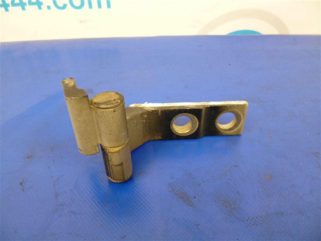 68710-30190 | Петля двери верхняя передн. прав. LEXUS GS350 GS300 05-11