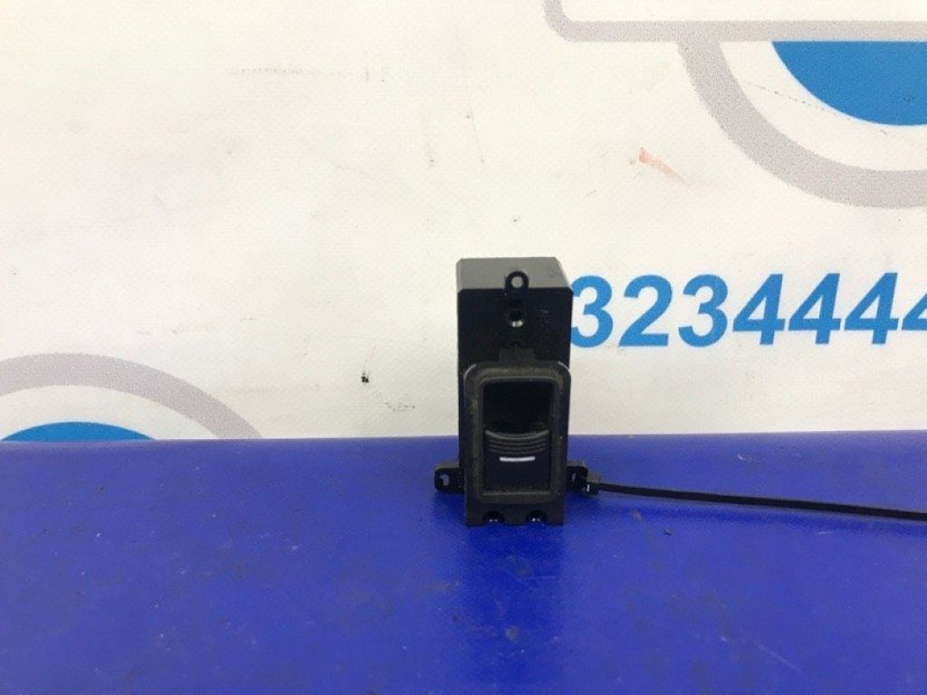 35770-TL2-A01 | Кнопка стеклоподъемника задн. прав. HONDA ACCORD CU8 / TSX 08-14