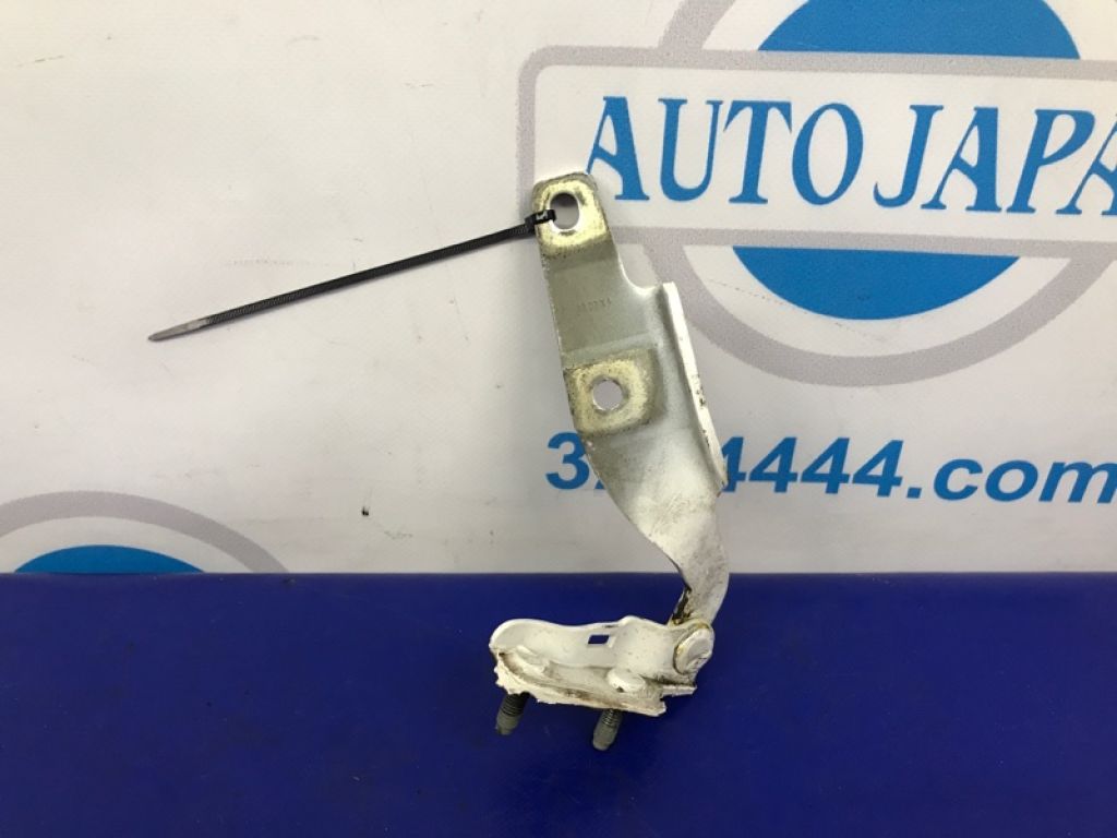 68210-TX4-A00ZZ | Петля кришки багажника задн. прав. ACURA RDX 12-19