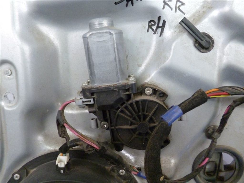 83471-2B000 | Стеклоподъемник задн. лев. HYUNDAI SANTA FE (CM) 05-12 - Фото 3