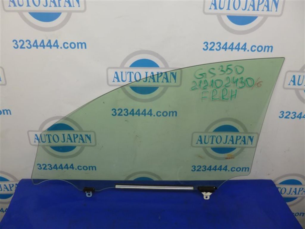 68101-30780 | Скло дверей передн. прав. LEXUS GS350 GS300 05-11