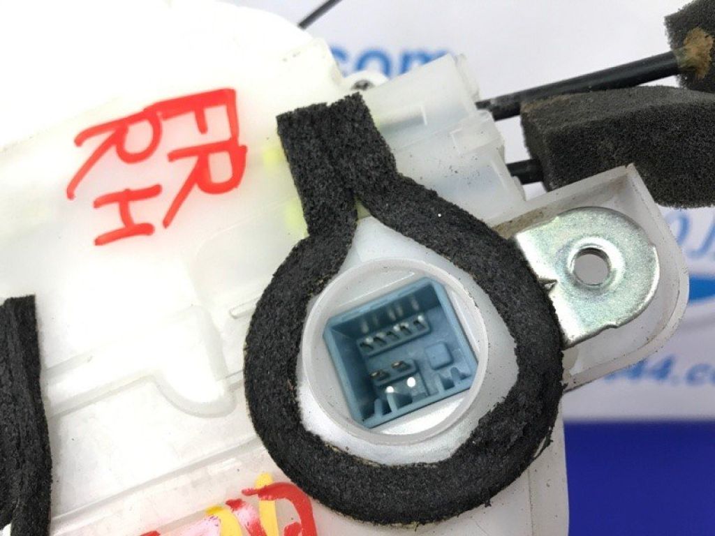 72110-TL0-G01 | Замок двери передн. прав. ACURA TSX 08-14 - Фото 4