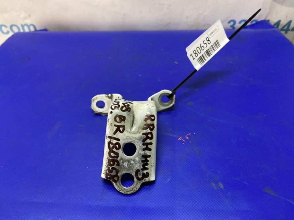 60470AG02A9P | Петля двери нижняя задн. прав. SUBARU OUTBACK 09-14 BR