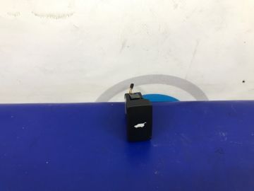 Кнопка закрывания крышки багажника задн. ACURA RDX 12-19