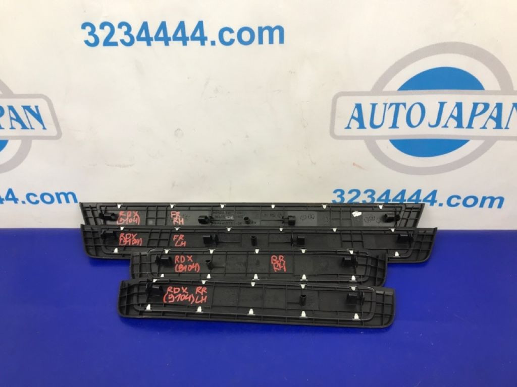 84252-TX4-A00ZA | Накладка порога внутрення ACURA RDX 12-19 - Фото 2