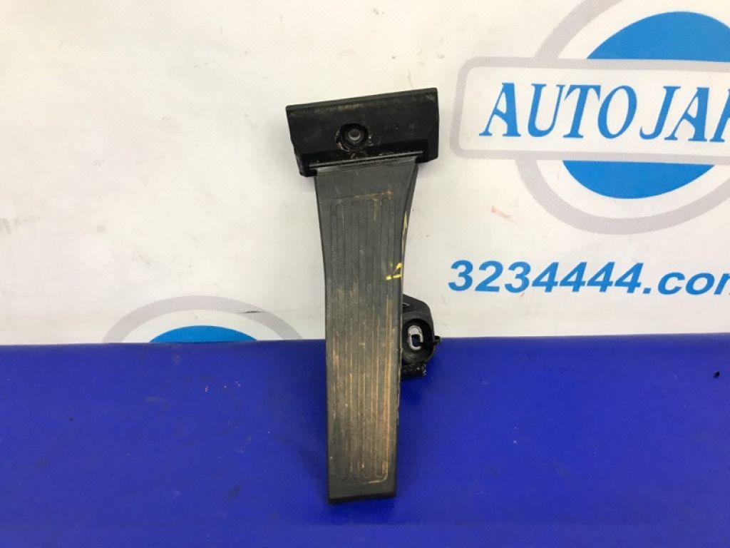 32700-C6110 | Педаль газу KIA SORENTO UM 14-