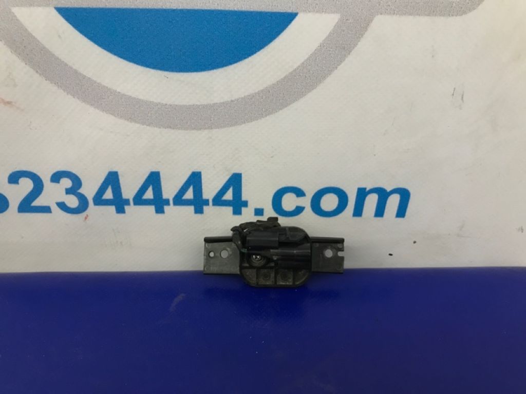 38369-TZ5-A01 | Кнопка открывания багажника наружная задн. ACURA MDX (YD3) 13-21 - Фото 2